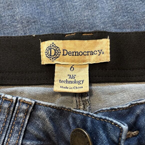 Democracy Jeans Women's 6 Blue Denim Ab Technology Straight Medium Wash Raw Hem - Picture 3 of 7